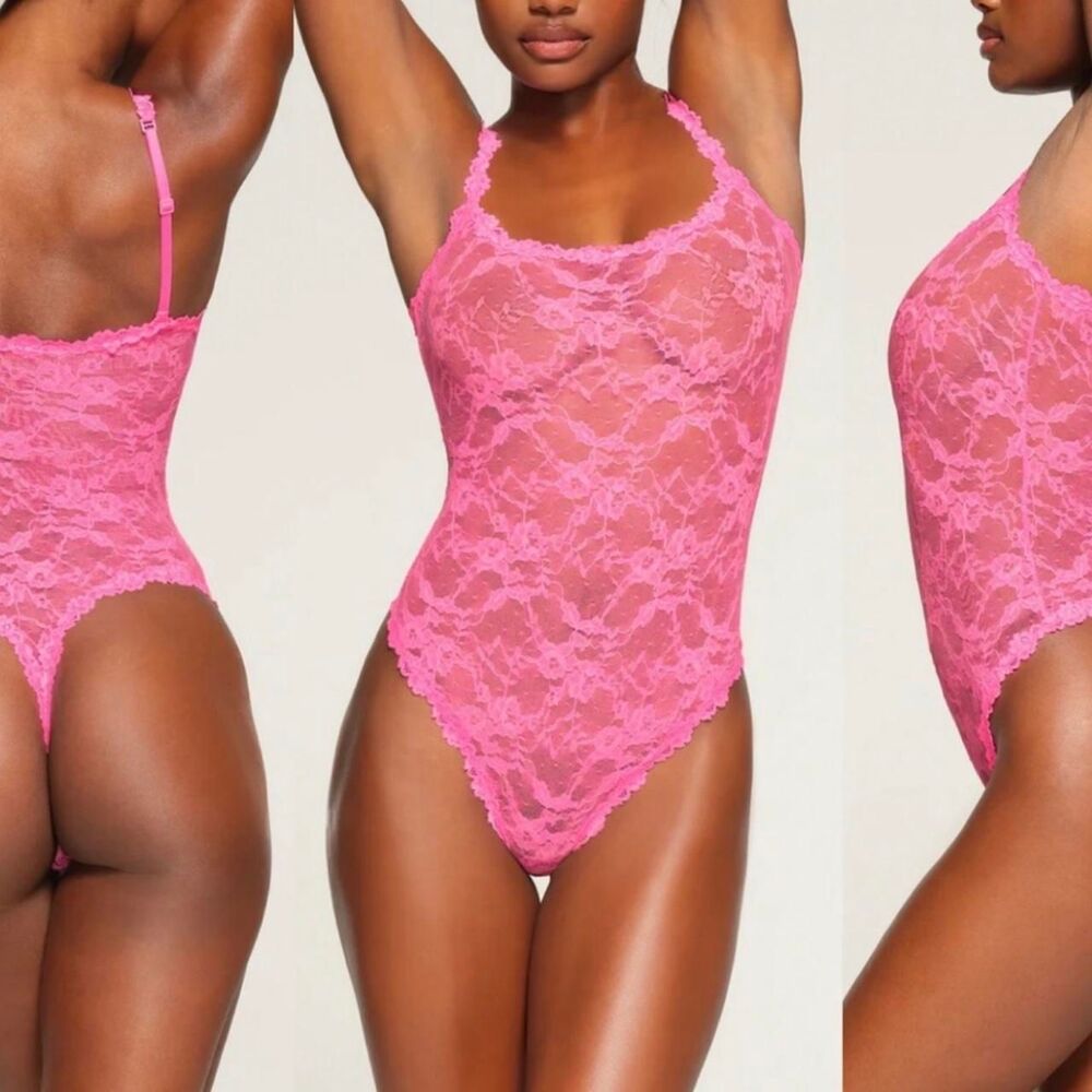 Skims Pink Fits Everybody Lace Cami Thong Bodysuit Large